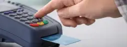 como sacar dinero de una tarjeta de credito