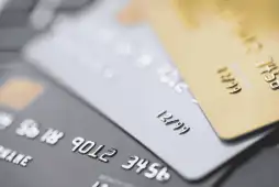 diferencia entre tarjeta de credito y debito